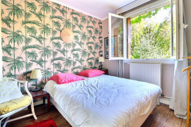 
                                                                                        Vente
                                                                                         Maison 5 pièces