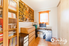 
                                                                                        Vente
                                                                                         Maison 5 pièces