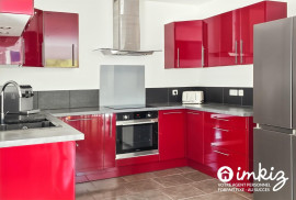 
                                                                                        Vente
                                                                                         Maison 5 pièces