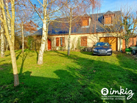 
                                                                                        Vente
                                                                                         Maison 5 pièces