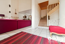 
                                                                                        Vente
                                                                                         Maison 5 pièces