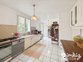 
                                                                                        Vente
                                                                                         Maison 5 pièces