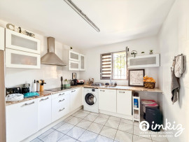 
                                                                                        Vente
                                                                                         Maison 5 pièces