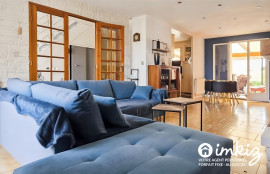 
                                                                                        Vente
                                                                                         Maison 5 pièces