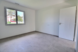 
                                                                                        Vente
                                                                                         Maison 5 pièces
