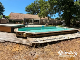 
                                                                                        Vente
                                                                                         Maison 5 pièces
