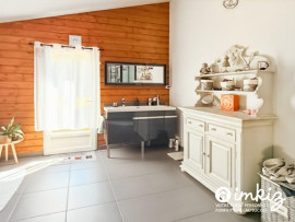 
                                                                                        Vente
                                                                                         Maison 5 pièces