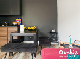 
                                                                                        Vente
                                                                                         Maison 5 pièces
