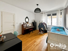 
                                                                                        Vente
                                                                                         Maison 5 pièces