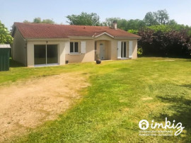 Vente
Maison 5 pièces. Au calme absolu, cadre champêtre.