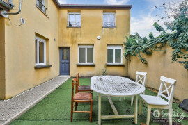 
                                                                                        Vente
                                                                                         Maison 5 pièces et deux F3 indépendants