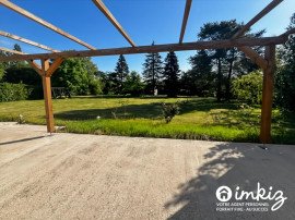
                                                                                        Vente
                                                                                         Maison 5 pièces jardin
