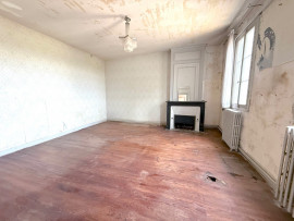 
                                                                                        Vente
                                                                                         Maison 5 Pièces Macau