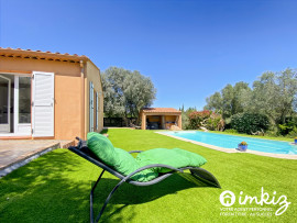 
                                                                                        Vente
                                                                                         Maison 5 pièces, plain pied, sur terrain clôturé ,