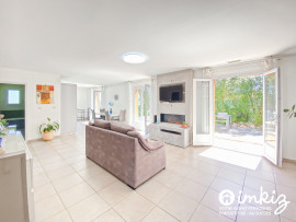 
                                                                                        Vente
                                                                                         Maison 5 pièces, plain pied, sur terrain clôturé ,