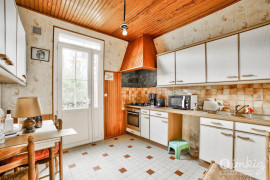 Vente
Maison 5 pièces proche tous commerces et métro