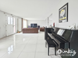 
                                                                                        Vente
                                                                                         Maison 5 pièces sans aucun travaux