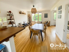 
                                                                                        Vente
                                                                                         Maison 5 pièces + sous sol intégral + combles