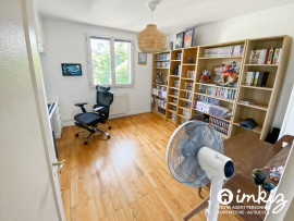 
                                                                                        Vente
                                                                                         Maison 5 pièces + sous sol intégral + combles