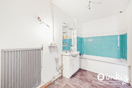 
                                                                                        Vente
                                                                                         Maison 5 pièces sur 181 m² jardin clos avec garage