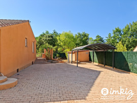 
                                                                                        Vente
                                                                                         Maison 5 pièces sur terrain  clos + annexes
