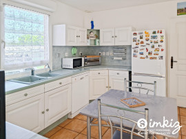
                                                                                        Vente
                                                                                         Maison 5 pièces sur terrain  clos + annexes