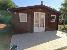 
                                                                                        Vente
                                                                                         Maison 5 pièces sur terrain  clos + annexes