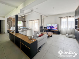 Vente
Maison 6 pièces 175m²