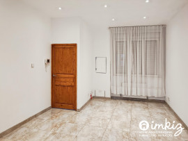 
                                                                                        Vente
                                                                                         Maison 6 pièces