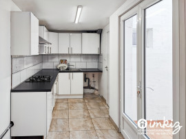 
                                                                                        Vente
                                                                                         Maison 6 pièces