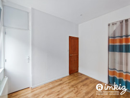 
                                                                                        Vente
                                                                                         Maison 6 pièces