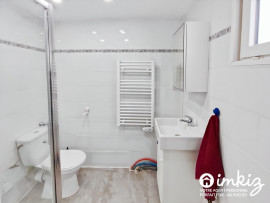 
                                                                                        Vente
                                                                                         Maison 6 pièces