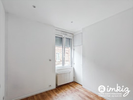 
                                                                                        Vente
                                                                                         Maison 6 pièces