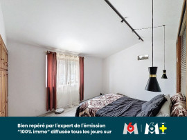 
                                                                                        Vente
                                                                                         MAISON 6 PIÈCES