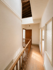 
                                                                                        Vente
                                                                                         Maison 6 pièces