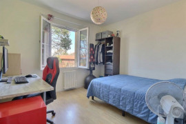 
                                                                                        Vente
                                                                                         Maison 6 pièces