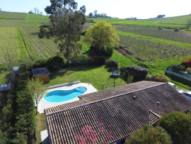 
                                                                                        Vente
                                                                                         Maison 6 pièces