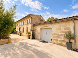 
                                                                                        Vente
                                                                                         Maison 6 pièces