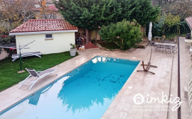 Vente
Maison 6 pièces avec piscine