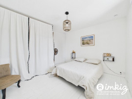 Vente
Maison 6 pièces avec piscine