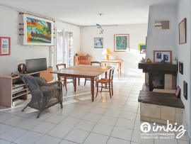 
                                                                                        Vente
                                                                                         Maison 6 pièces calme proximité transports