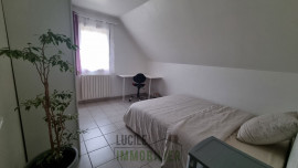 
                                                                                        Vente
                                                                                         Maison 6 pièces de 130m²