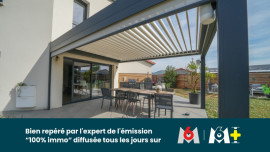 
                                                                                        Vente
                                                                                         Maison 6 pièces de 162 m²