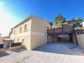 
                                                                                        Vente
                                                                                         Maison 6 pièces jardin