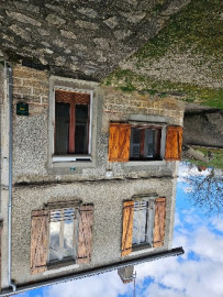 
                                                                                        Vente
                                                                                         🏡 Maison 60 m² avec grand terrain et garage