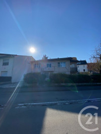 
                                                                                        Vente
                                                                                         maison