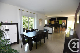 
                                                                                        Vente
                                                                                         maison