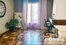 Vente
                                                                                Maison 7 pièces