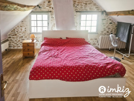 
                                                                                        Vente
                                                                                         Maison 7 pièces