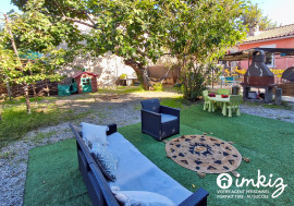 
                                                                                        Vente
                                                                                         Maison 7 pièces